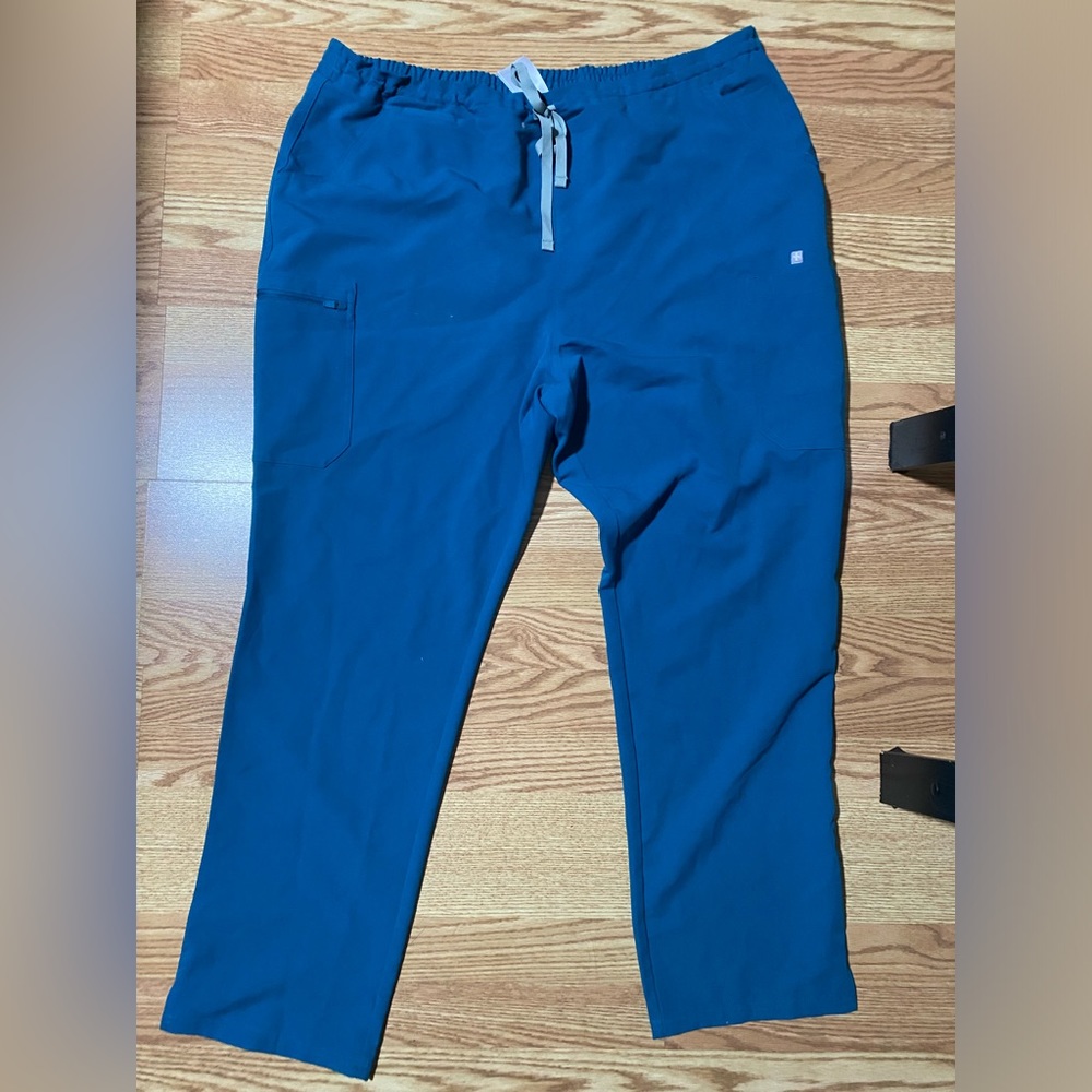 figs bottoms pacific blue